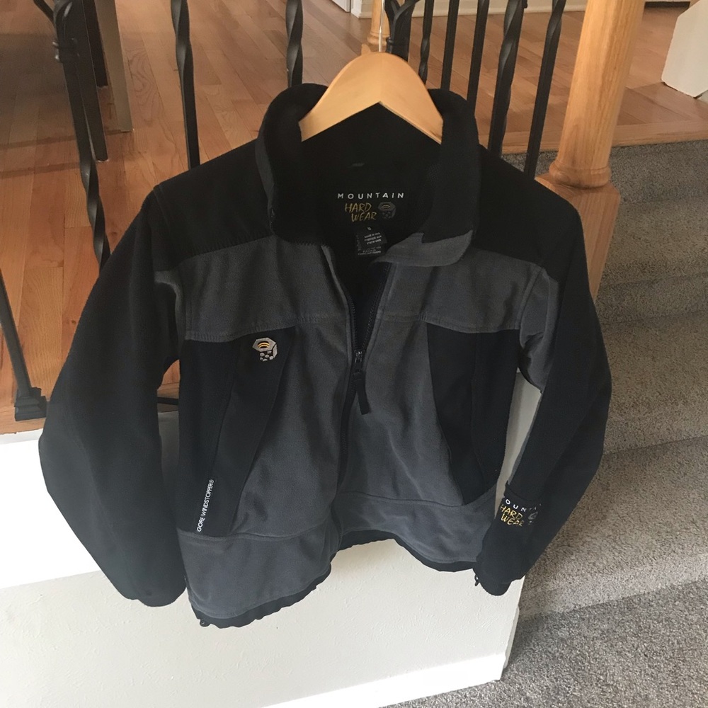 Mountain hardwear coat